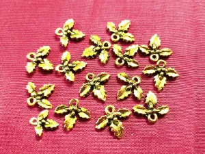 Antique Golden Leafes Shaped Charms