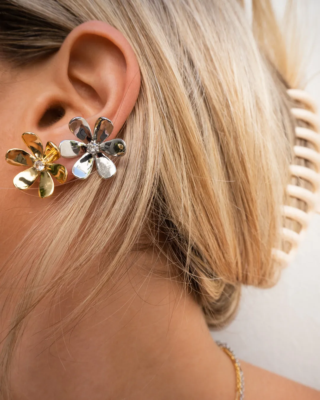 Daisy Statement Studs- Silver