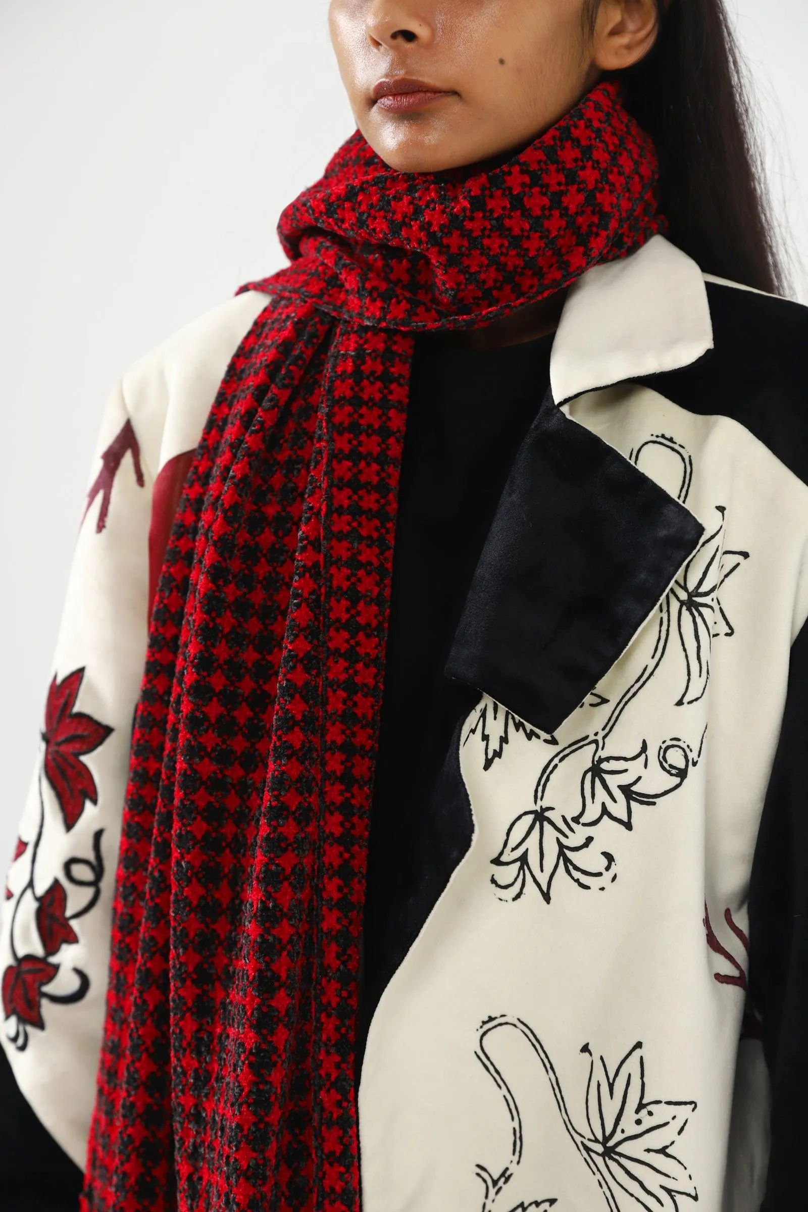 HANDWOVEN VELVET SCARF
