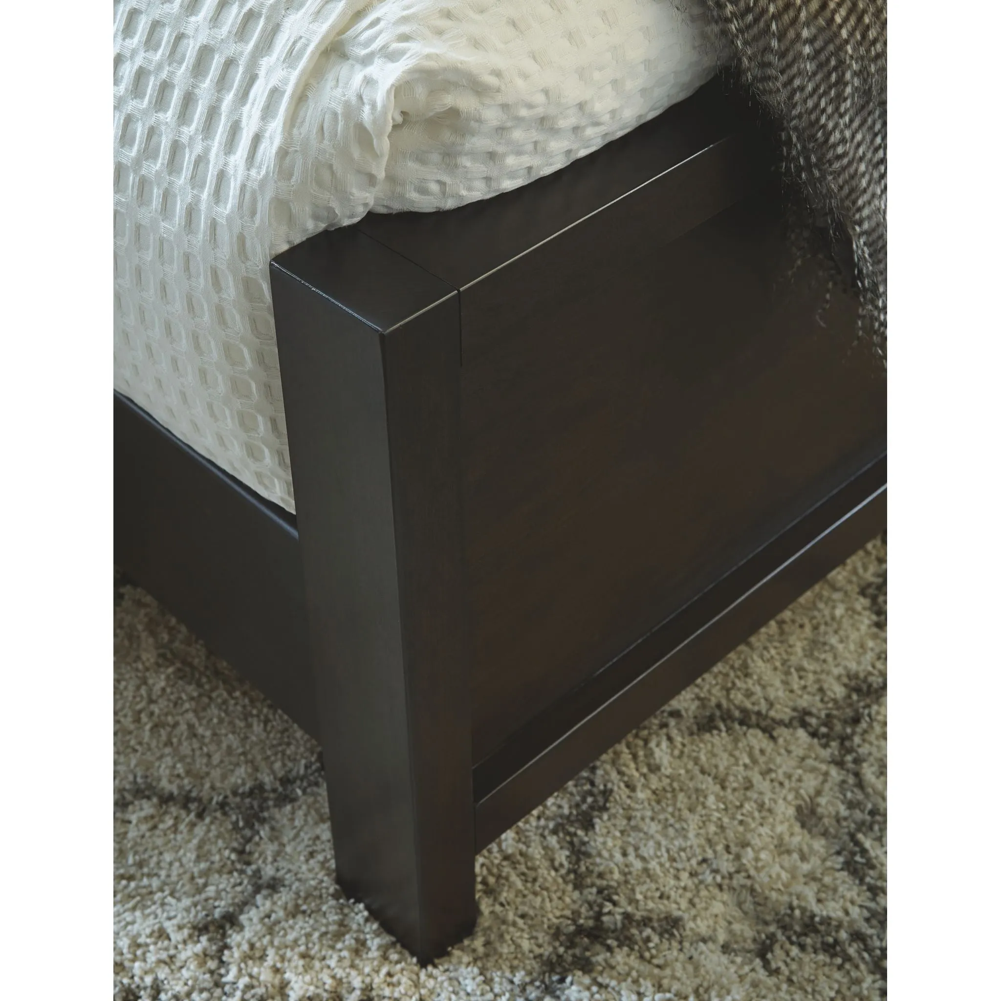 Maretto California King Bed - Two-tone