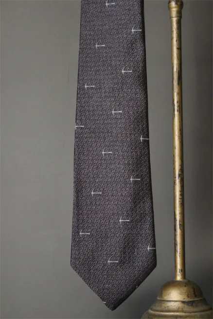 Non Crush Logo Tie