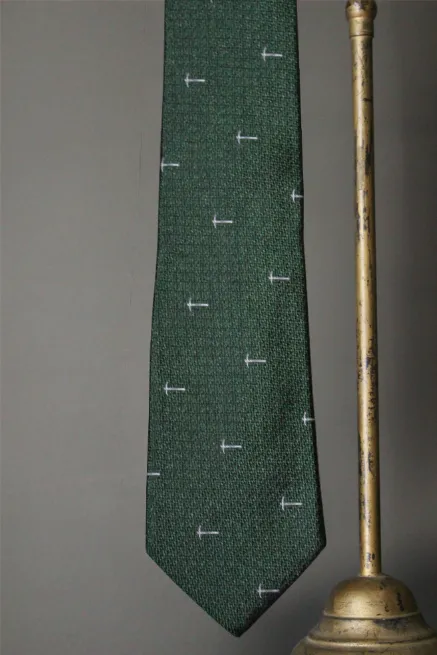 Non Crush Logo Tie