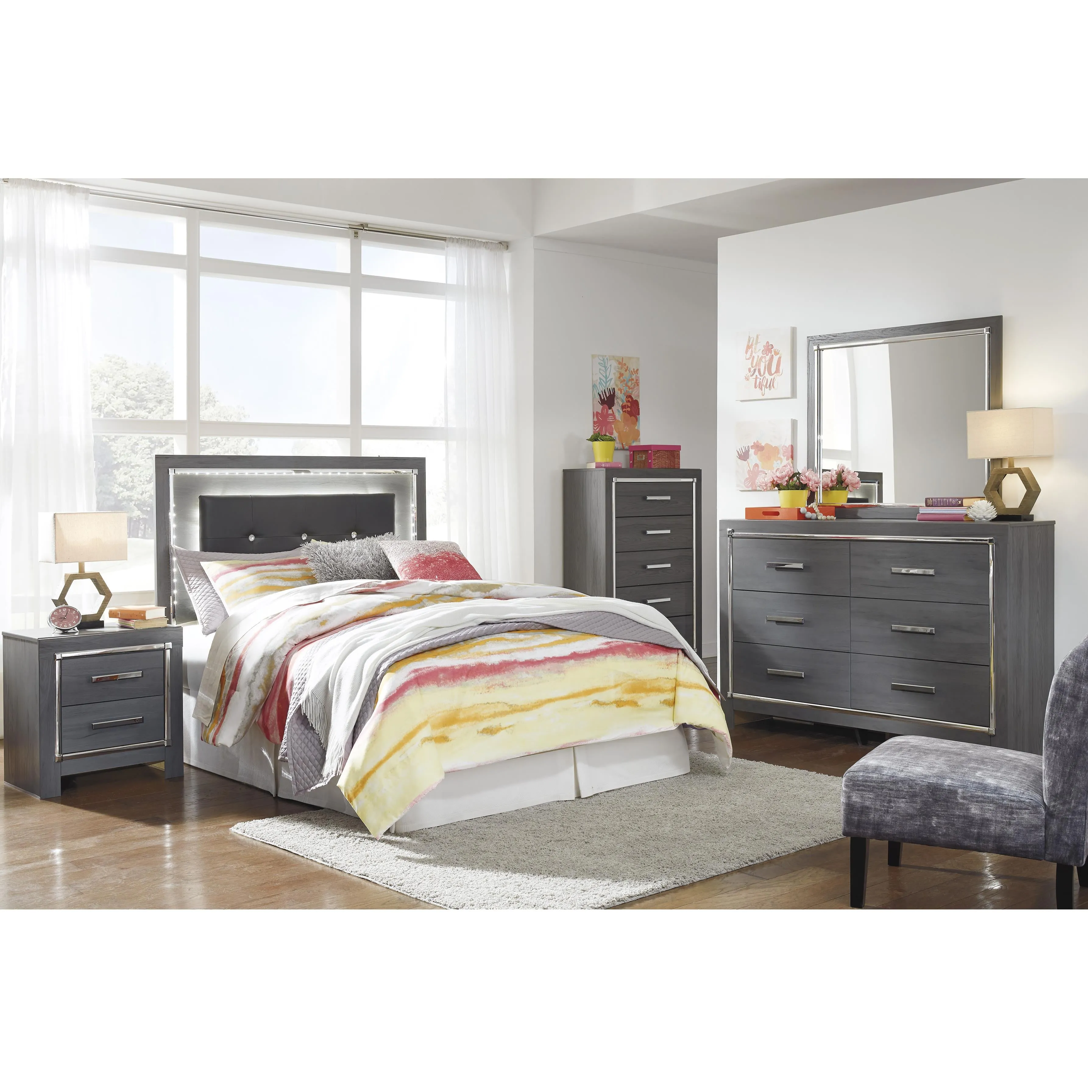 Signature Design by Ashley Lodanna 6-Drawer Dresser with Mirror B214-31/B214-36