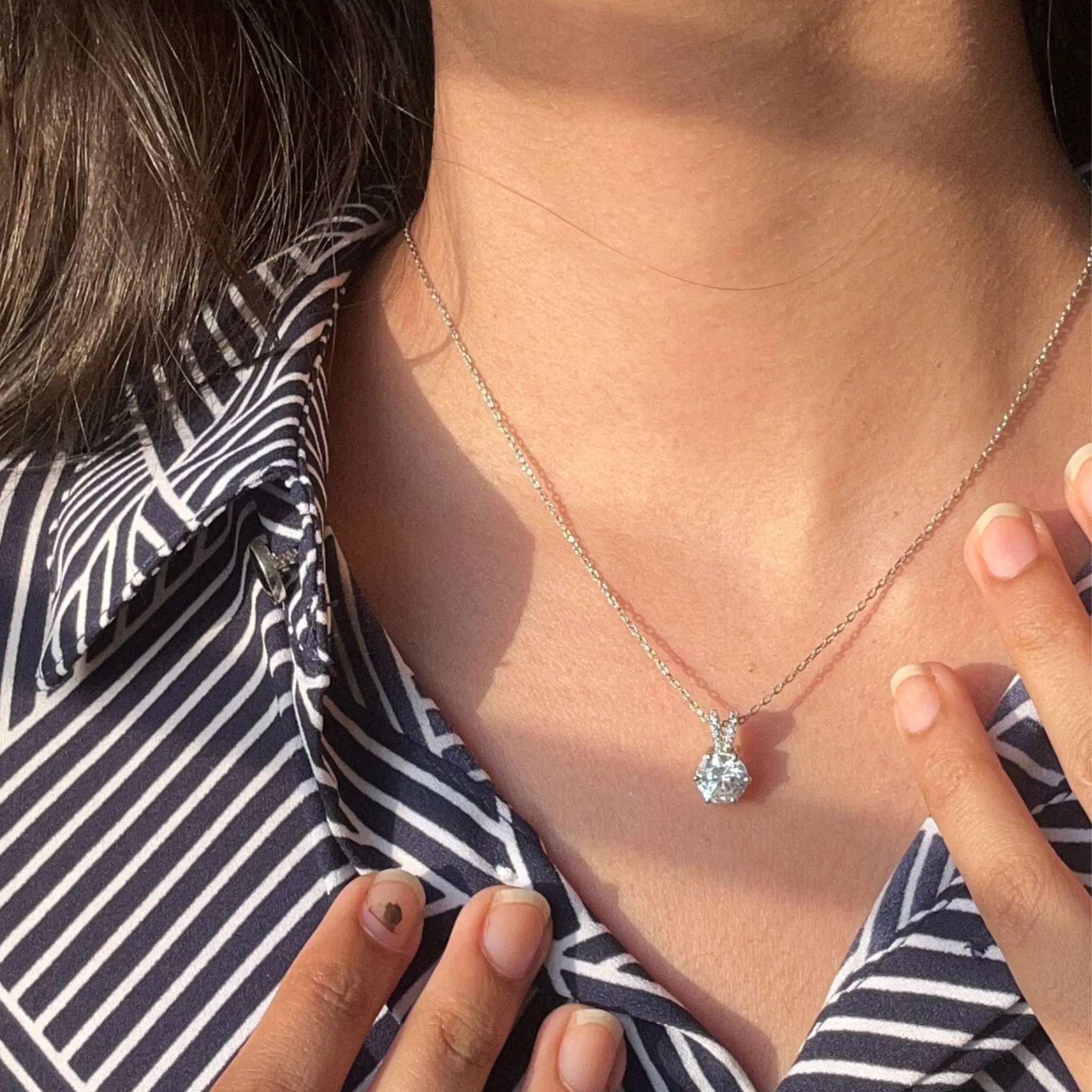 silver lustrous elegance pendant