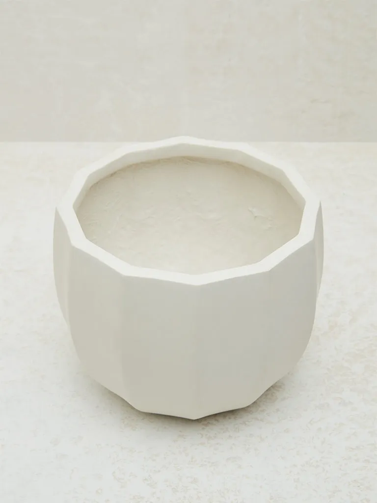 Westside Home White Ribbed Textured Planter