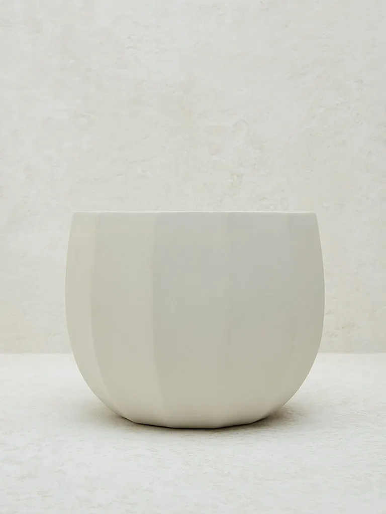 Westside Home White Ribbed Textured Planter